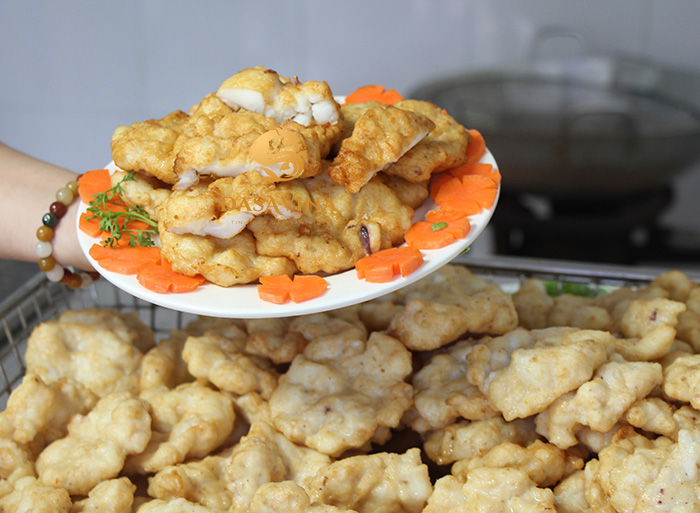 Chả mực Hạ Long với vị ngon ngọt của mực tươi